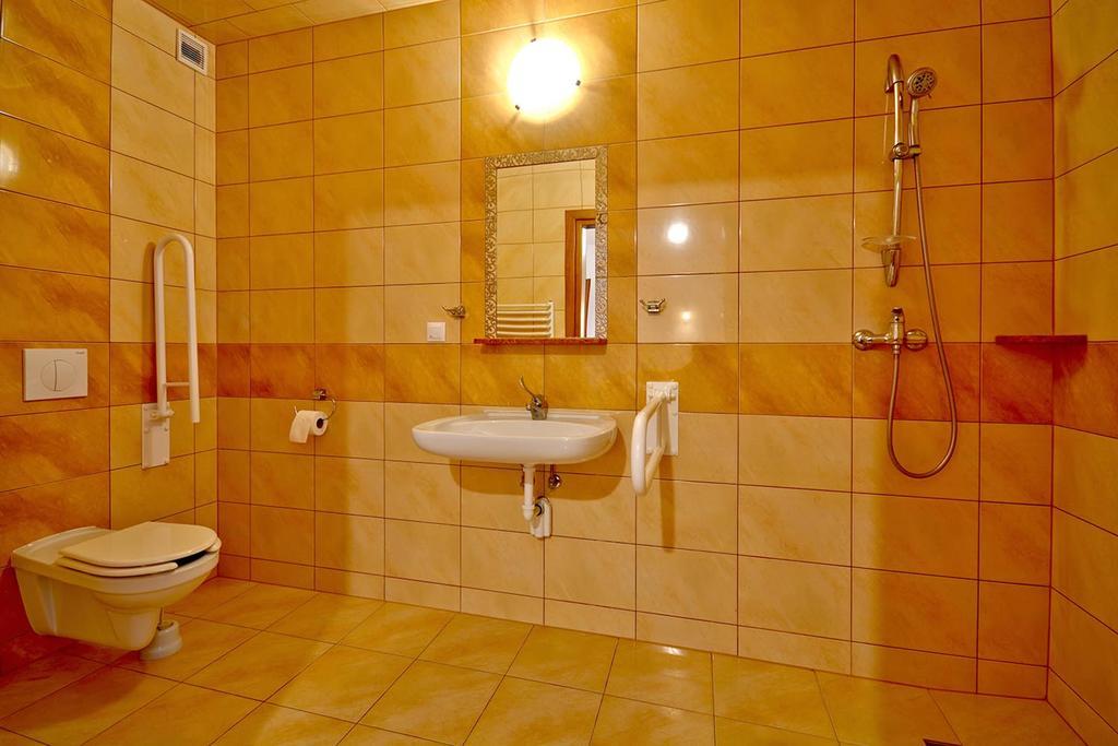 Pod Tatrami 2 - Swietna Lokalizacja, Obok Przystanku Ski Busa Oraz Restauracji, Duzy Parking Białka Tatrzańska Εξωτερικό φωτογραφία